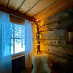 Lapland Ski-in - Lapland - Sauna, National Park, Slopes, Trails, Just Steps From Local Amenities, Yet Peaceful *